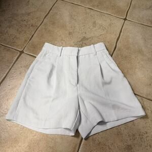 Aritzia wilfred white shorts